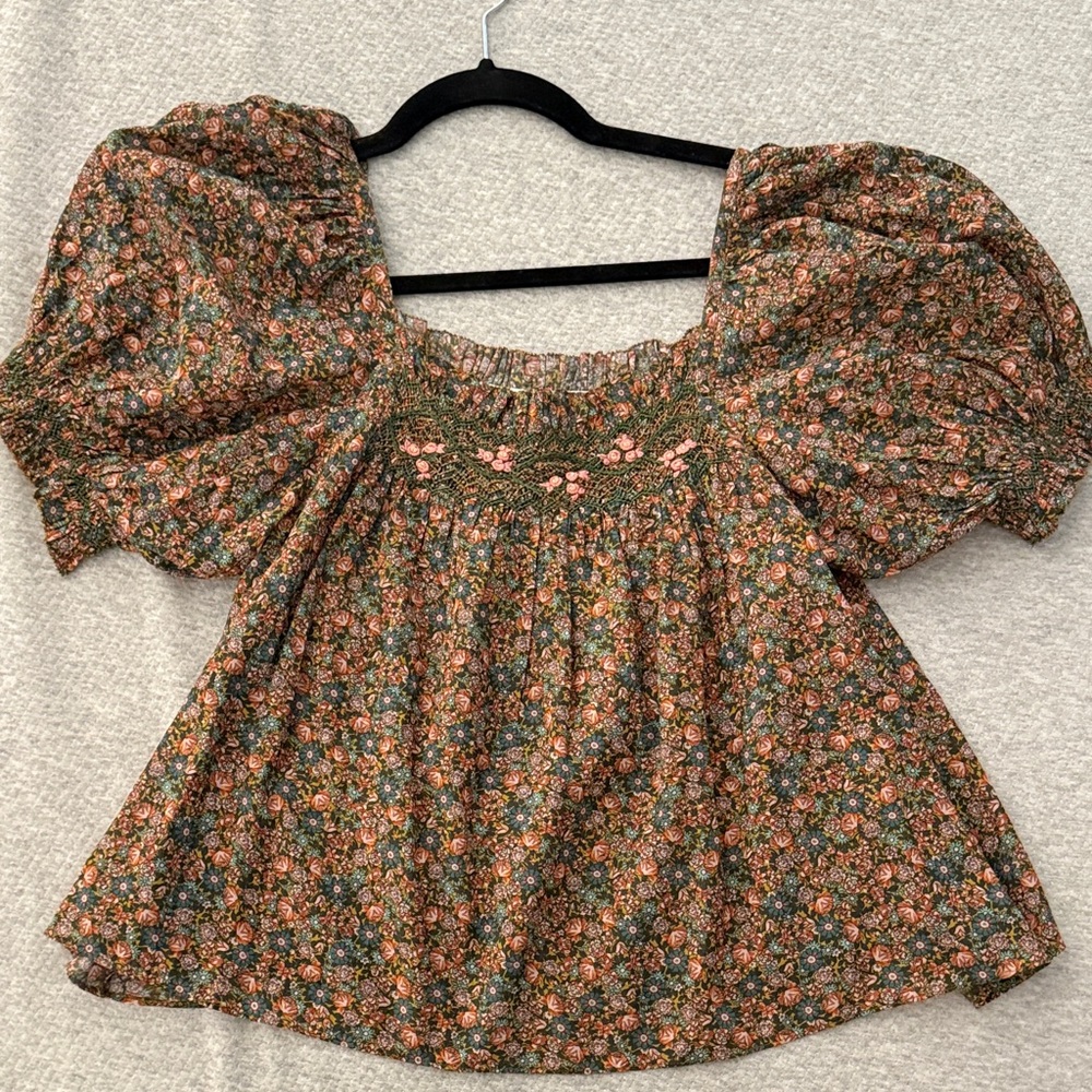 Doen Elba blouse Floral Puff Sleeve Top in Canyon Laurel rose